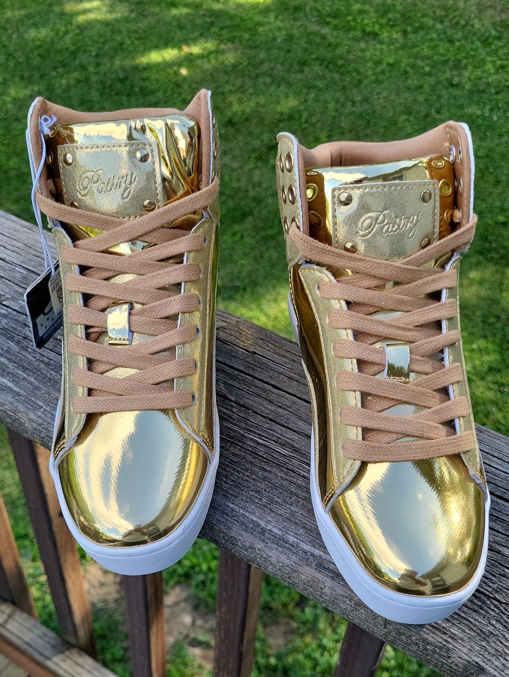 Pastry Metallic Gold High-Top Sneakers with Tan Accents Size 7M
